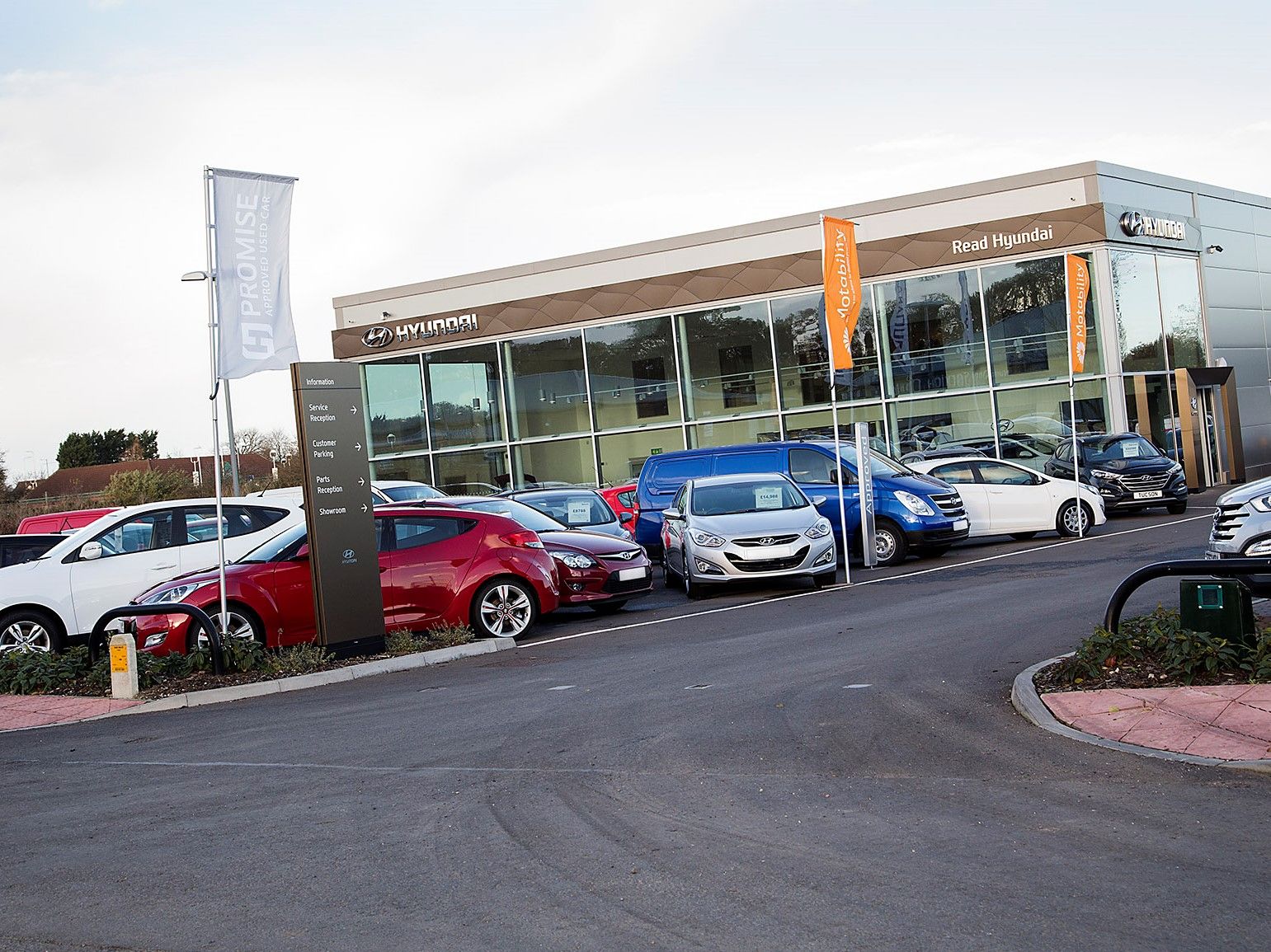 Read Hyundai Grimsby Car dealership in Grimsby AutoTrader